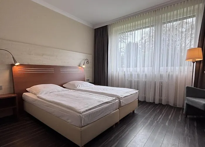 Garten-hotel Ponick מלון