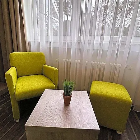 Garten-hotel Ponick 호텔 3*