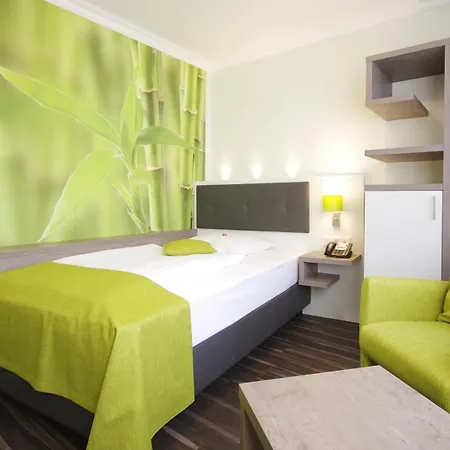 Garten-hotel Ponick Otel Köln