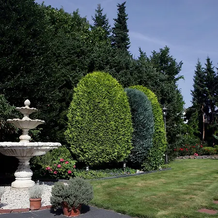 Отель Garten-hotel Ponick Кёльн