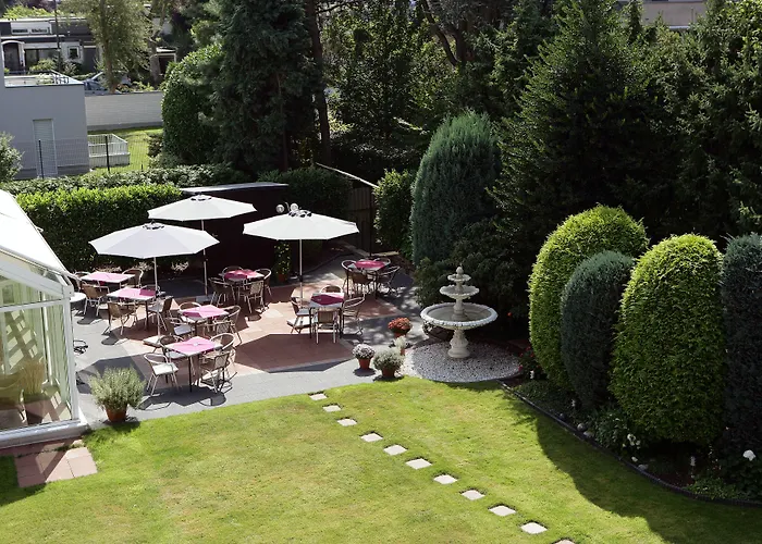 Отель Garten-hotel Ponick Кёльн